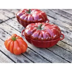 Staub 16 Cm Tomato Ceramic Cocotte Cherry 11 Staub 16 Cm Tomato Ceramic Cocotte Cherry -Staub 000017305