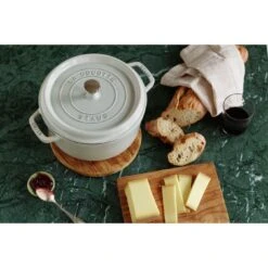 Staub 28 Cm Round Cast Iron Cocotte White Truffle -Staub 000019724