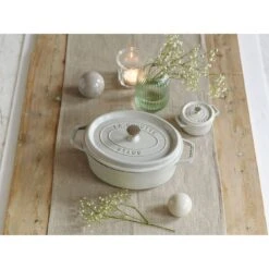 Staub 23 Cm Oval Cast Iron Cocotte White Truffle 11 Staub 23 Cm Oval Cast Iron Cocotte White Truffle -Staub 000019752