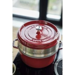 Staub 26 Cm Round Cast Iron Cocotte With Steamer Cherry 11 Staub 26 Cm Round Cast Iron Cocotte With Steamer Cherry -Staub 424418877