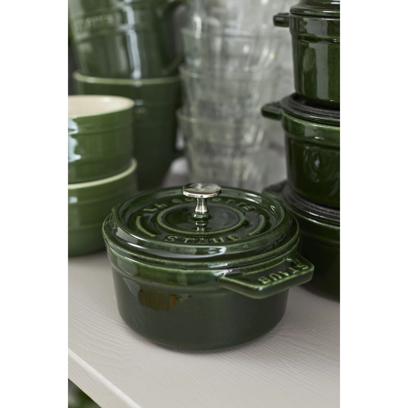 Staub 10 Cm Round Cast Iron Mini Cocotte Basil-green 4 Staub 10 Cm Round Cast Iron Mini Cocotte Basil-green - Image 2