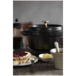 Staub 18 Cm Round Cast Iron Cocotte Black -Staub 750033058