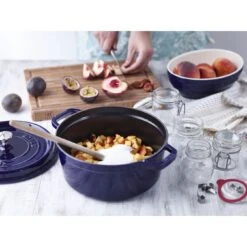 Staub 24 Cm Round Cast Iron Cocotte Dark-blue 12 Staub 24 Cm Round Cast Iron Cocotte Dark-blue -Staub 750036209