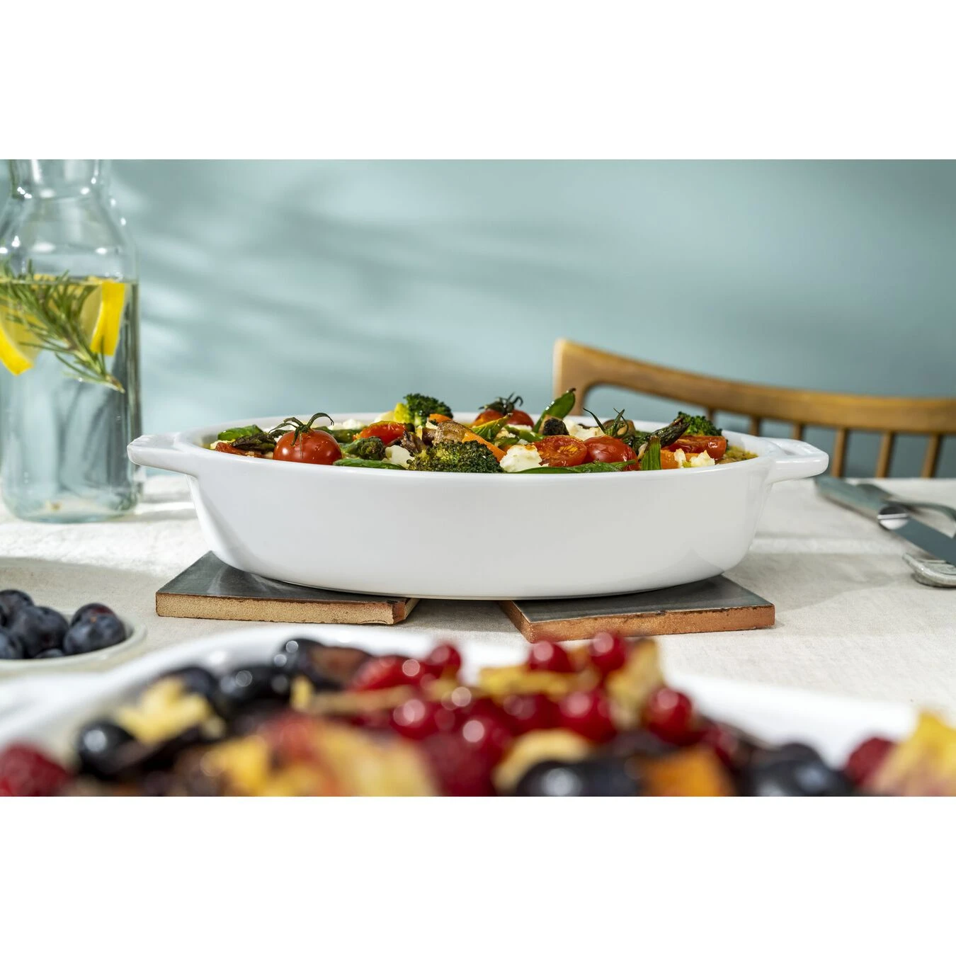 Staub 23 Cm Oval Ceramic Oven Dish Pure-white 5 Staub 23 Cm Oval Ceramic Oven Dish Pure-white - Image 3