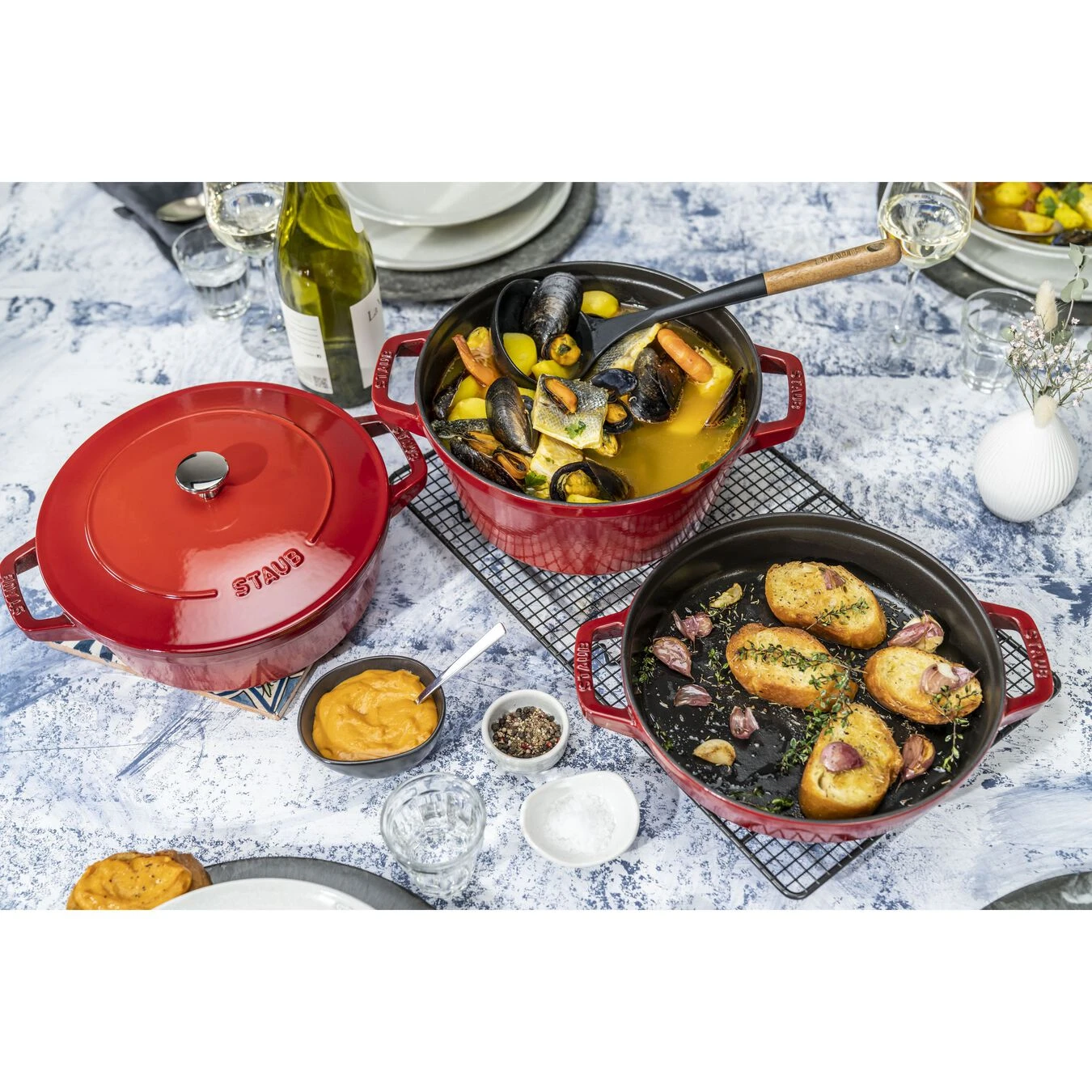 Staub 3-pcs Cast Iron Pot Set Cherry 8 Staub 3-pcs Cast Iron Pot Set Cherry - Image 6