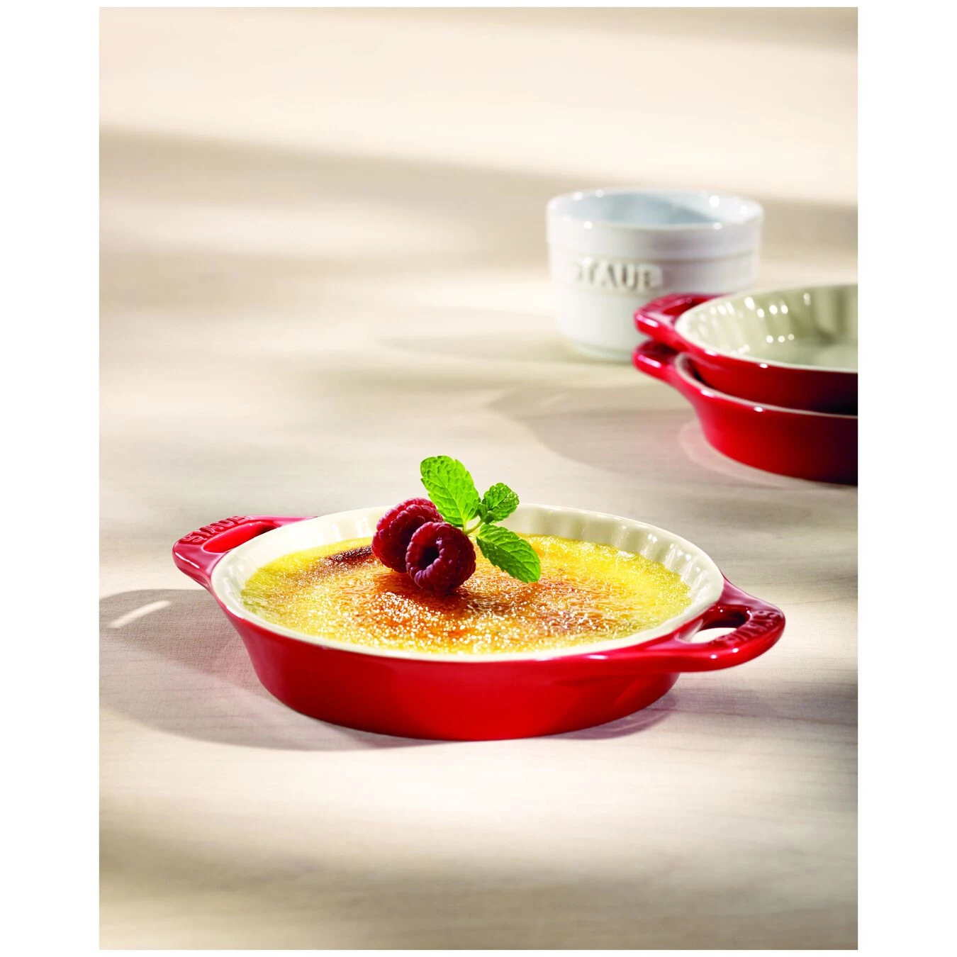 Staub 17 Cm Oval Ceramic Oven Dish Cherry 6 Staub 17 Cm Oval Ceramic Oven Dish Cherry - Image 4